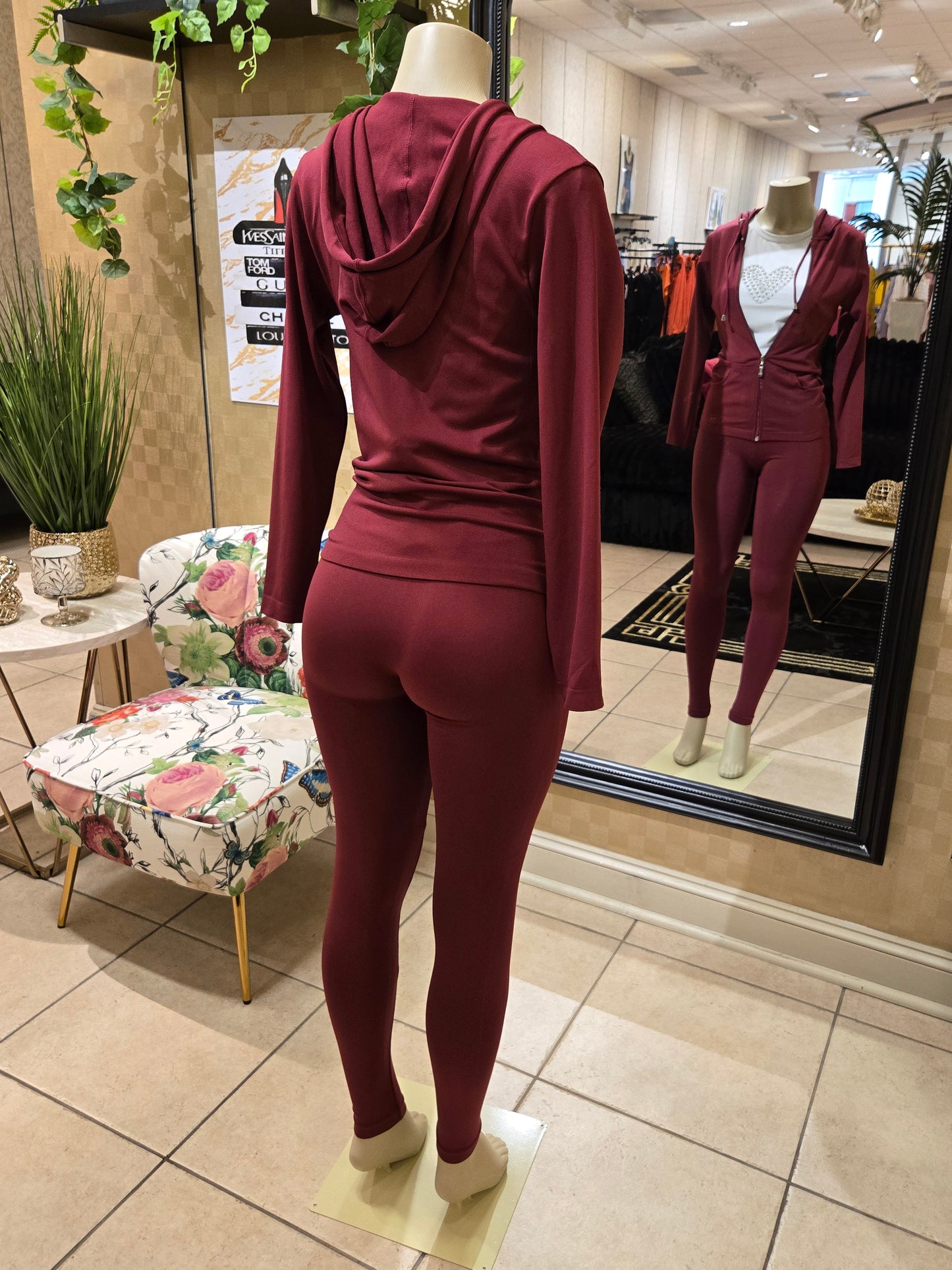 Chic Vibes - Burgundy Legging Set