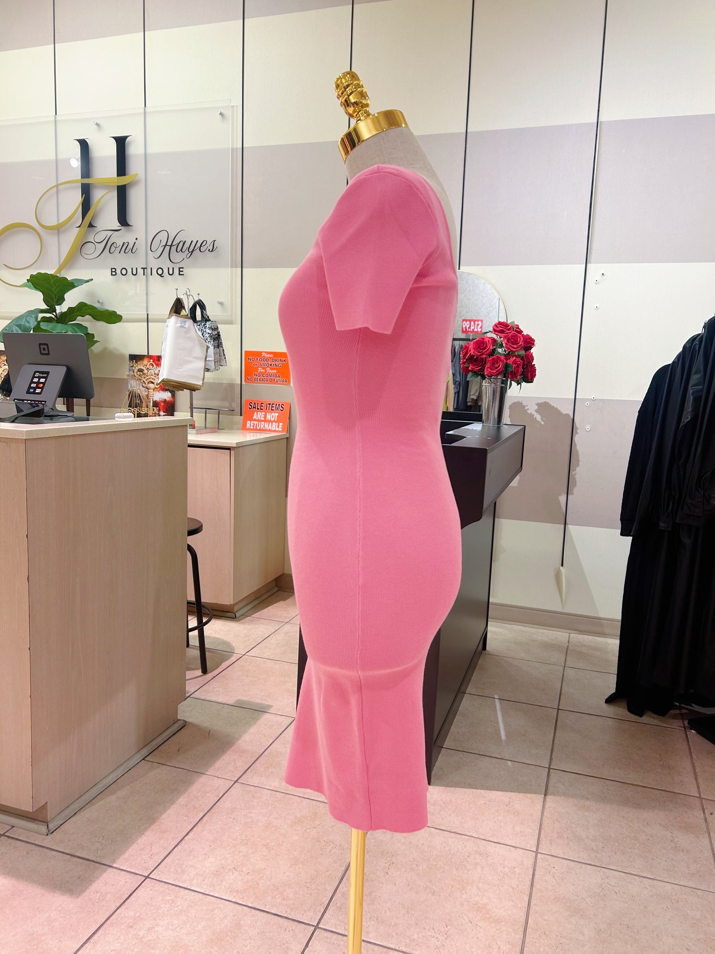 Pink bodycon dress