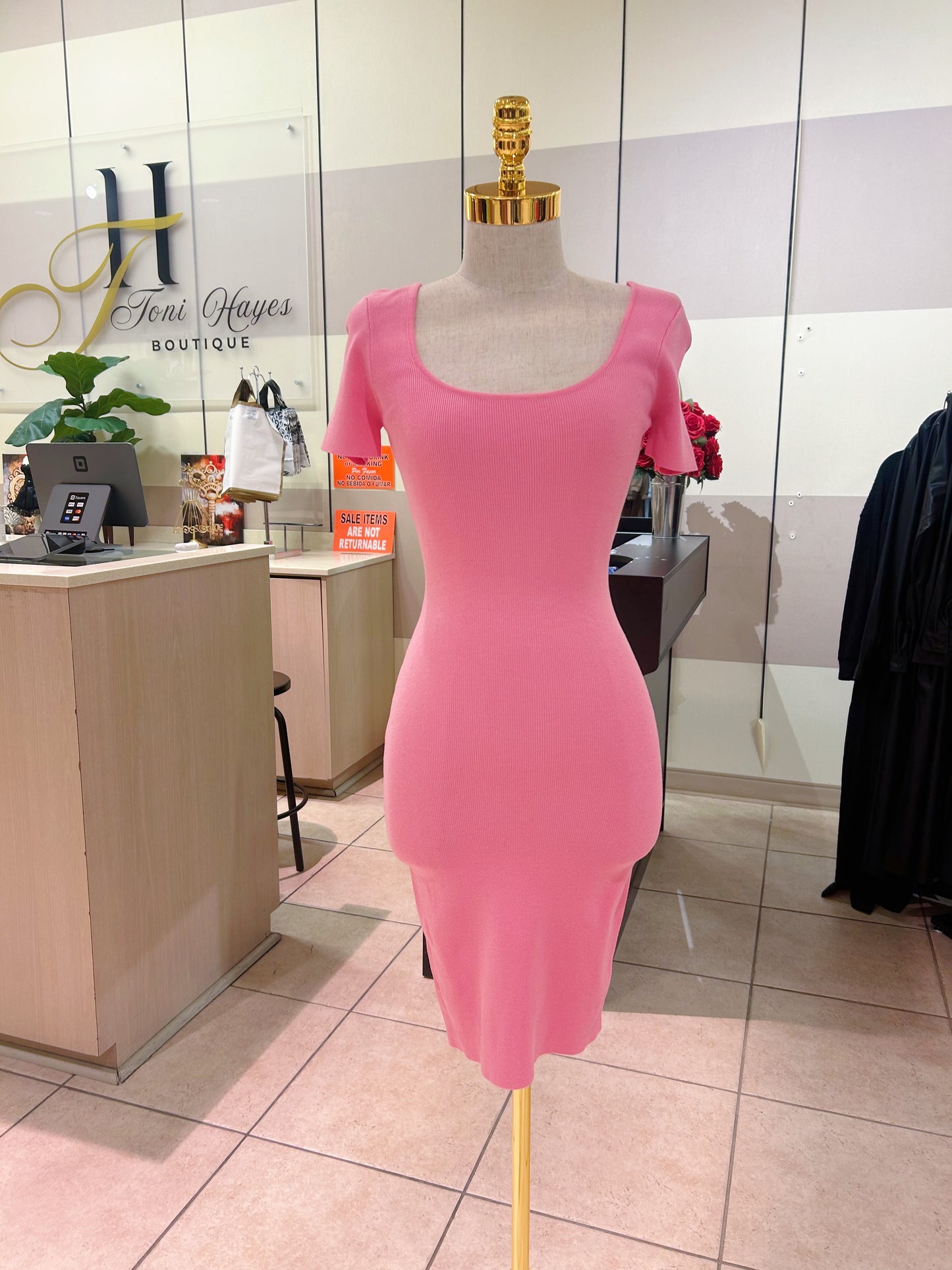 Pink bodycon dress